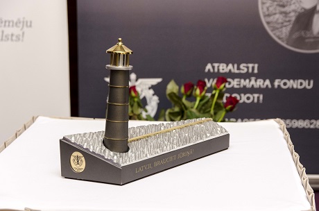 DSC_5439_maza.jpg DSC_5439_maza.jpg