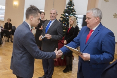 IMG_1911_400.jpg IMG_1911_400.jpg