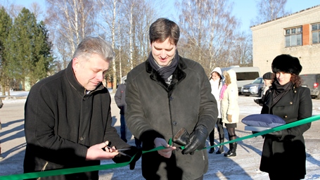 Siguldā atklāts PSIA „Jumis” atkritumu šķirošanas laukums